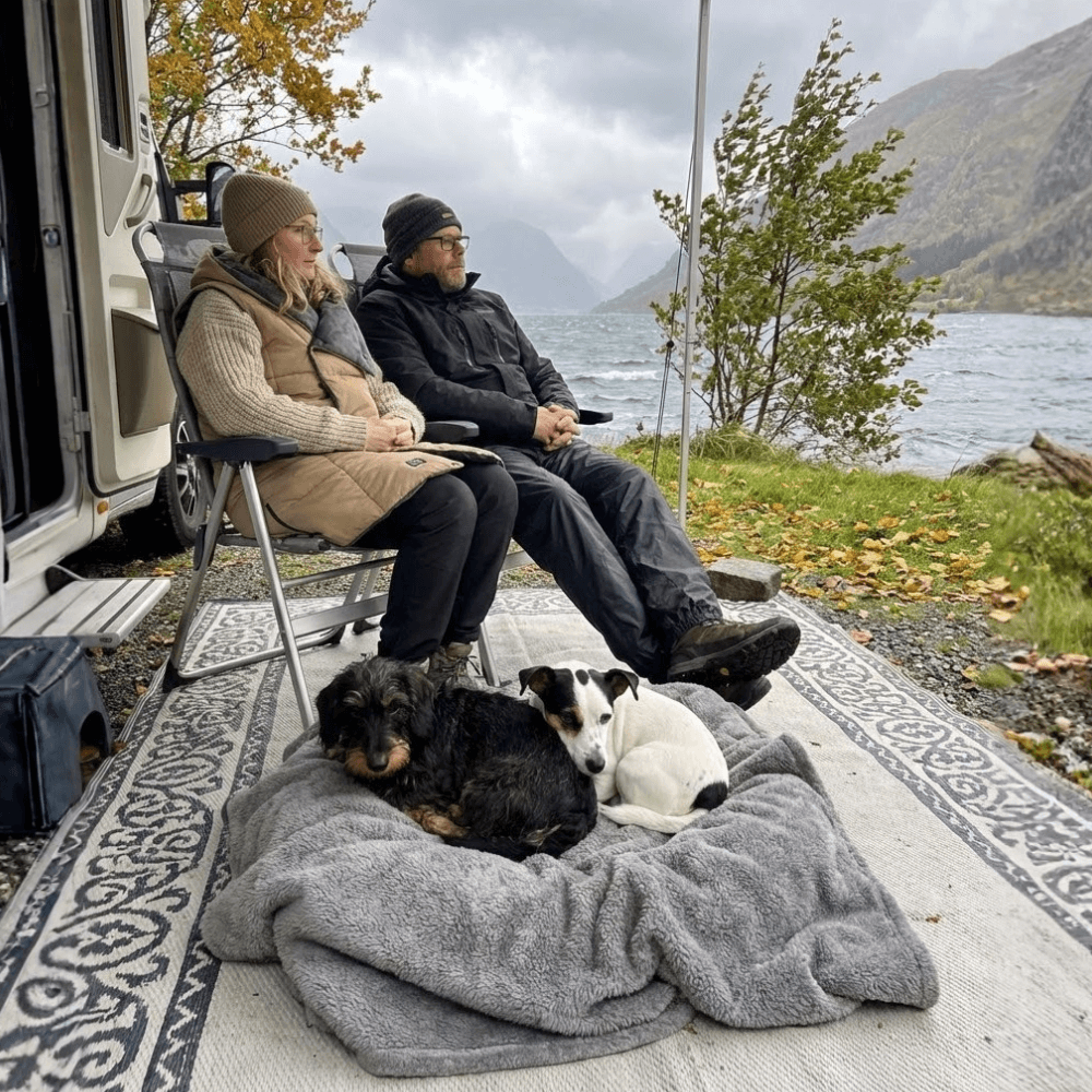 CozyPaws™ - Beheizte Decke & Poncho